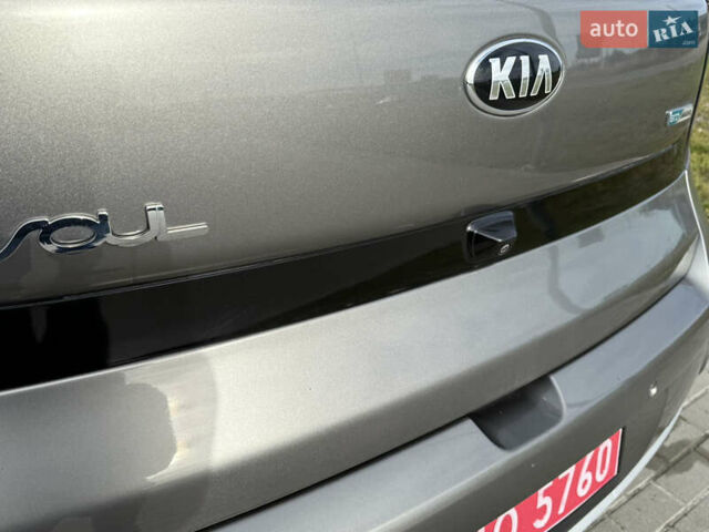 Сірий Кіа Soul, об'ємом двигуна 0 л та пробігом 76 тис. км за 10999 $, фото 29 на Automoto.ua