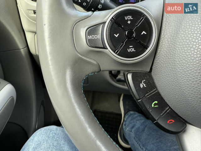 Сірий Кіа Soul, об'ємом двигуна 0 л та пробігом 76 тис. км за 10999 $, фото 30 на Automoto.ua