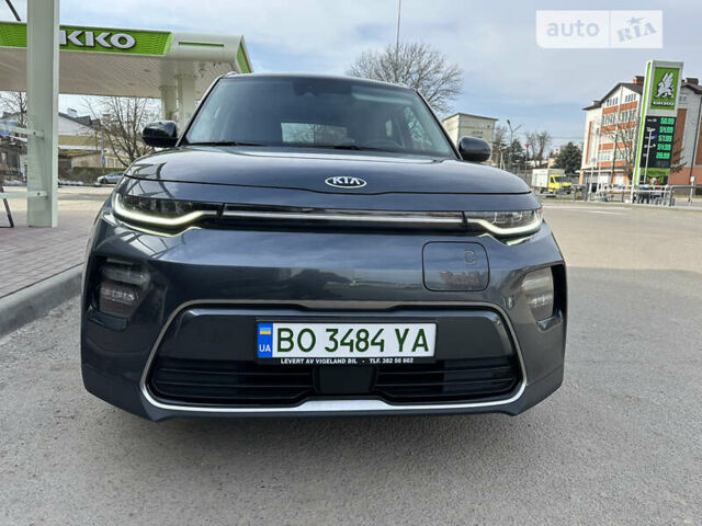 Сірий Кіа Soul, об'ємом двигуна 0 л та пробігом 65 тис. км за 18000 $, фото 2 на Automoto.ua