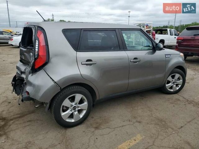Серый Киа Soul, объемом двигателя 1.6 л и пробегом 78 тыс. км за 2800 $, фото 2 на Automoto.ua