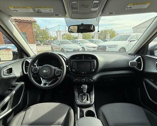 Серый Киа Soul, объемом двигателя 2 л и пробегом 29 тыс. км за 16500 $, фото 8 на Automoto.ua