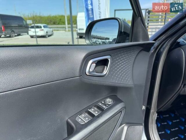 Серый Киа Soul, объемом двигателя 0 л и пробегом 73 тыс. км за 14900 $, фото 14 на Automoto.ua