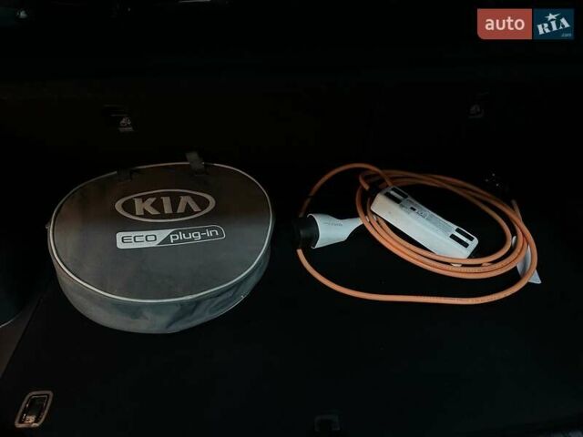 Серый Киа Soul, объемом двигателя 0 л и пробегом 42 тыс. км за 20200 $, фото 79 на Automoto.ua