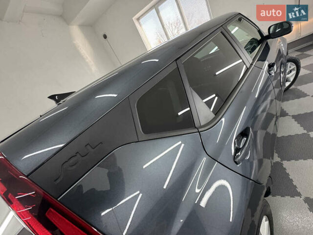 Серый Киа Soul, объемом двигателя 2 л и пробегом 104 тыс. км за 14999 $, фото 162 на Automoto.ua
