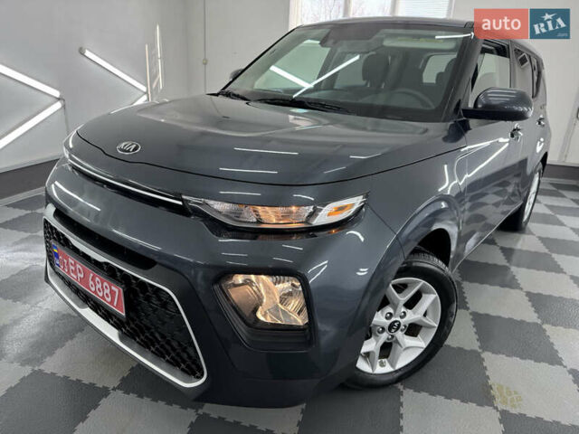 Серый Киа Soul, объемом двигателя 2 л и пробегом 104 тыс. км за 14999 $, фото 126 на Automoto.ua