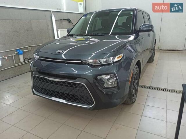 Серый Киа Soul, объемом двигателя 2 л и пробегом 70 тыс. км за 14350 $, фото 4 на Automoto.ua