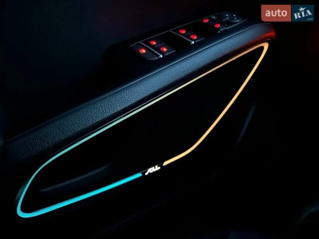 Серый Киа Soul, объемом двигателя 0 л и пробегом 42 тыс. км за 20200 $, фото 3 на Automoto.ua