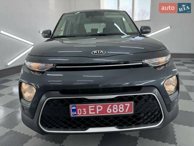 Серый Киа Soul, объемом двигателя 2 л и пробегом 104 тыс. км за 14999 $, фото 84 на Automoto.ua