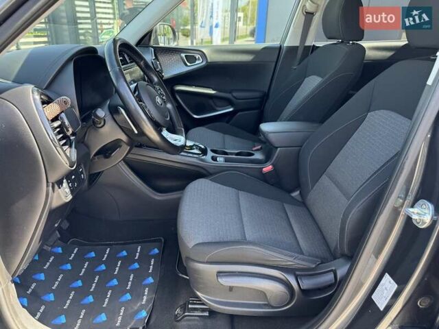 Серый Киа Soul, объемом двигателя 0 л и пробегом 73 тыс. км за 14900 $, фото 20 на Automoto.ua