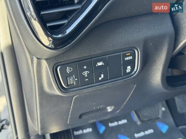 Серый Киа Soul, объемом двигателя 0 л и пробегом 73 тыс. км за 14900 $, фото 15 на Automoto.ua