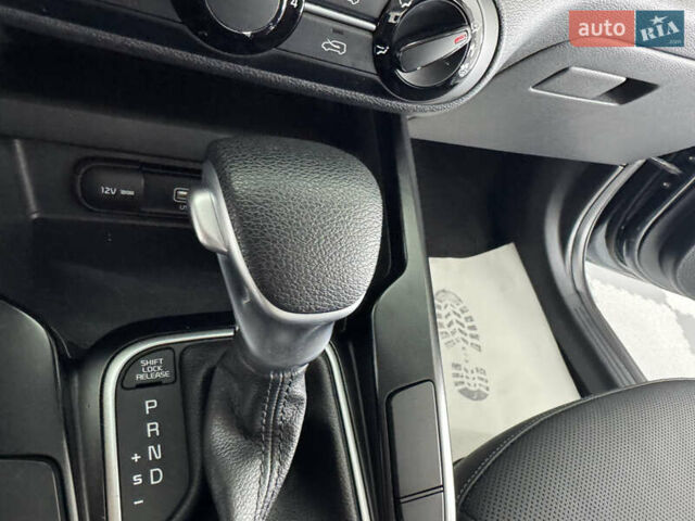 Серый Киа Soul, объемом двигателя 2 л и пробегом 104 тыс. км за 14999 $, фото 30 на Automoto.ua