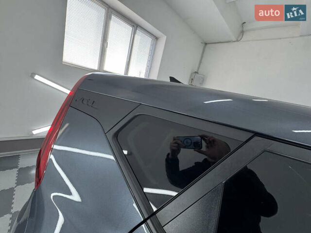 Серый Киа Soul, объемом двигателя 2 л и пробегом 104 тыс. км за 14999 $, фото 104 на Automoto.ua