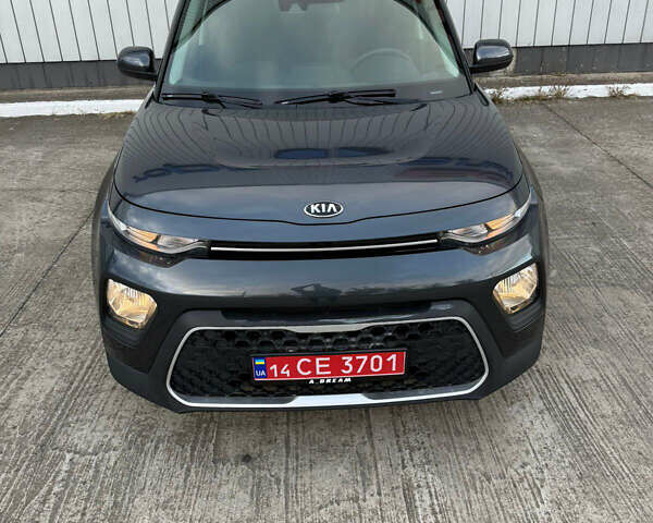 Серый Киа Soul, объемом двигателя 0 л и пробегом 37 тыс. км за 15300 $, фото 4 на Automoto.ua