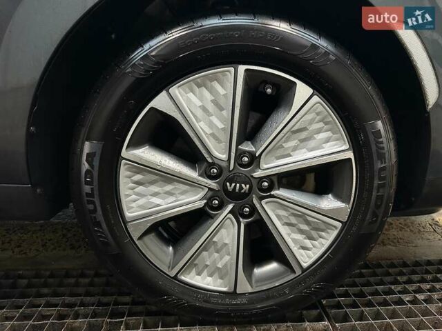 Серый Киа Soul, объемом двигателя 0 л и пробегом 42 тыс. км за 20200 $, фото 29 на Automoto.ua