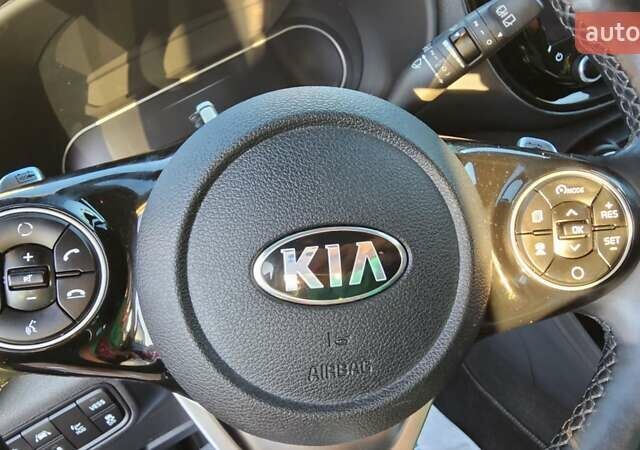 Серый Киа Soul, объемом двигателя 0 л и пробегом 38 тыс. км за 23300 $, фото 8 на Automoto.ua