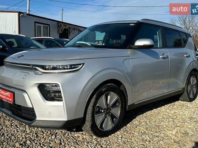 Серый Киа Soul, объемом двигателя 0 л и пробегом 45 тыс. км за 20500 $, фото 19 на Automoto.ua