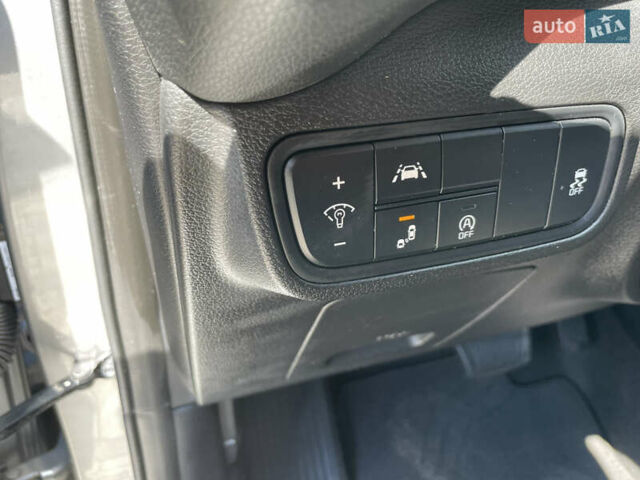 Серый Киа Soul, объемом двигателя 2 л и пробегом 90 тыс. км за 14999 $, фото 9 на Automoto.ua