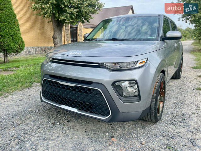 Серый Киа Soul, объемом двигателя 2 л и пробегом 125 тыс. км за 13900 $, фото 1 на Automoto.ua