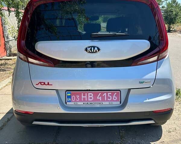 Серый Киа Soul, объемом двигателя 0 л и пробегом 140 тыс. км за 17200 $, фото 6 на Automoto.ua