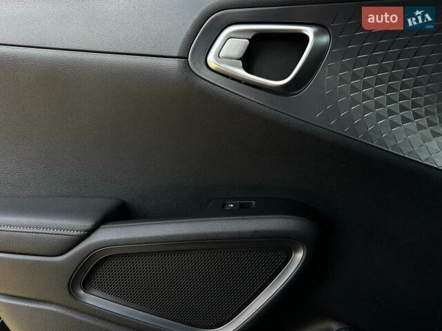 Серый Киа Soul, объемом двигателя 0 л и пробегом 45 тыс. км за 20500 $, фото 81 на Automoto.ua