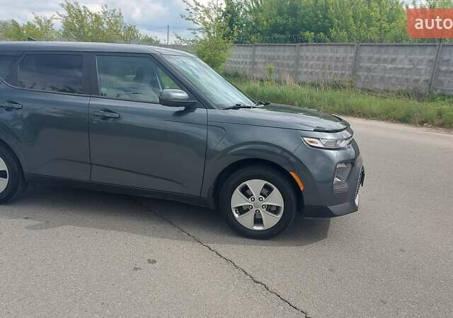 Серый Киа Soul, объемом двигателя 2 л и пробегом 84 тыс. км за 14300 $, фото 8 на Automoto.ua