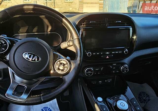 Серый Киа Soul, объемом двигателя 0 л и пробегом 38 тыс. км за 23300 $, фото 20 на Automoto.ua