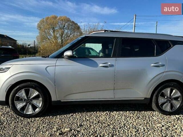 Серый Киа Soul, объемом двигателя 0 л и пробегом 45 тыс. км за 20500 $, фото 20 на Automoto.ua