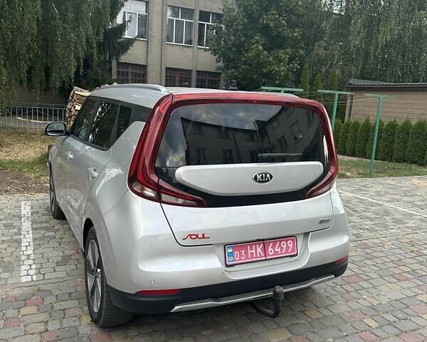Серый Киа Soul, объемом двигателя 0 л и пробегом 117 тыс. км за 17200 $, фото 1 на Automoto.ua