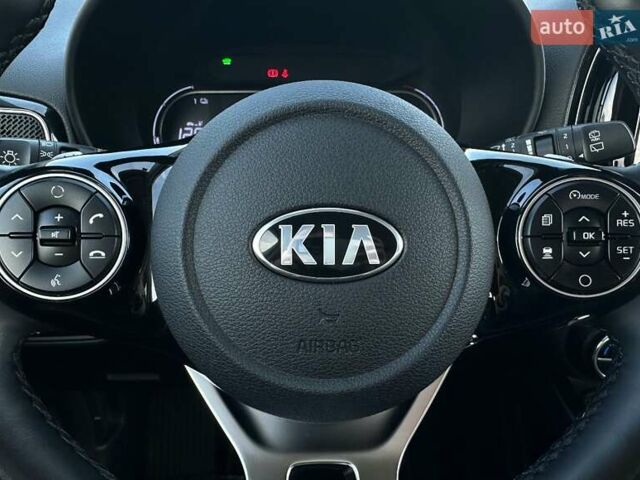 Серый Киа Soul, объемом двигателя 0 л и пробегом 45 тыс. км за 20500 $, фото 45 на Automoto.ua