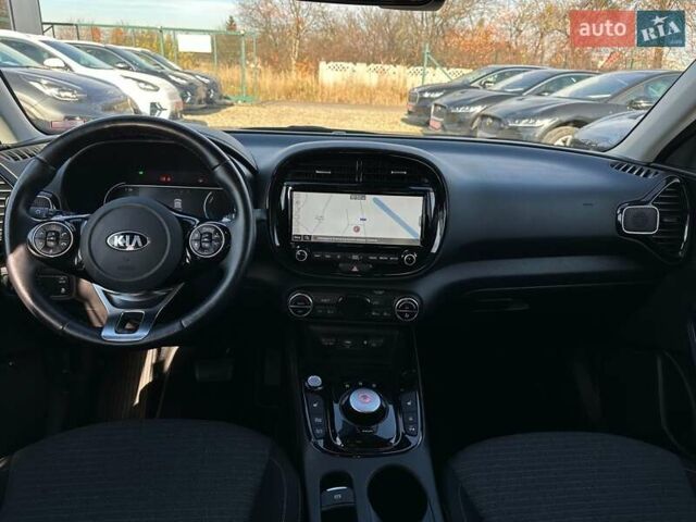 Серый Киа Soul, объемом двигателя 0 л и пробегом 45 тыс. км за 20500 $, фото 34 на Automoto.ua