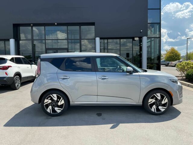 Серый Киа Soul, объемом двигателя 2 л и пробегом 30 тыс. км за 10000 $, фото 6 на Automoto.ua