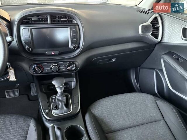 Сірий Кіа Soul, об'ємом двигуна 2 л та пробігом 74 тис. км за 17500 $, фото 14 на Automoto.ua