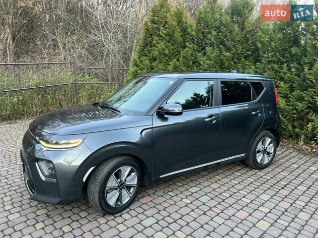 Серый Киа Soul, объемом двигателя 0 л и пробегом 17 тыс. км за 21500 $, фото 3 на Automoto.ua