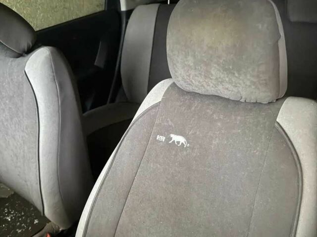 Киа Soul 2009 в Киеве на Automoto.ua Синий Киа Soul, объемом двигателя 1.6 л и пробегом 41 тыс. км за 4000 $, фото 9 на Automoto.ua