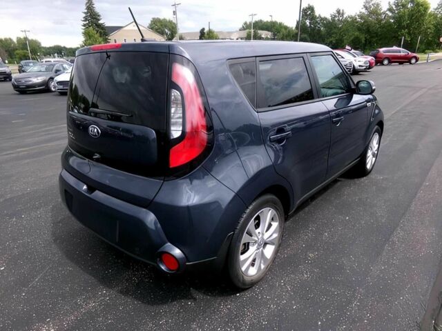 Синий Киа Soul, объемом двигателя 2 л и пробегом 77 тыс. км за 6300 $, фото 4 на Automoto.ua