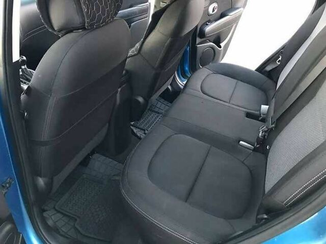 Синій Кіа Soul, об'ємом двигуна 2 л та пробігом 93 тис. км за 5798 $, фото 14 на Automoto.ua