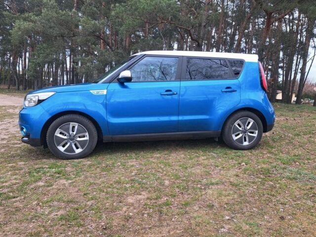 Синій Кіа Soul, об'ємом двигуна 0 л та пробігом 95 тис. км за 9300 $, фото 3 на Automoto.ua
