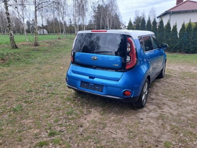 Синій Кіа Soul, об'ємом двигуна 0 л та пробігом 95 тис. км за 9300 $, фото 8 на Automoto.ua