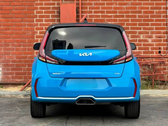 Синій Кіа Soul, об'ємом двигуна 2 л та пробігом 17 тис. км за 9700 $, фото 5 на Automoto.ua