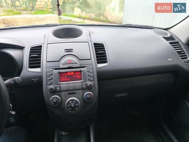 Синій Кіа Soul, об'ємом двигуна 1.59 л та пробігом 110 тис. км за 6500 $, фото 5 на Automoto.ua