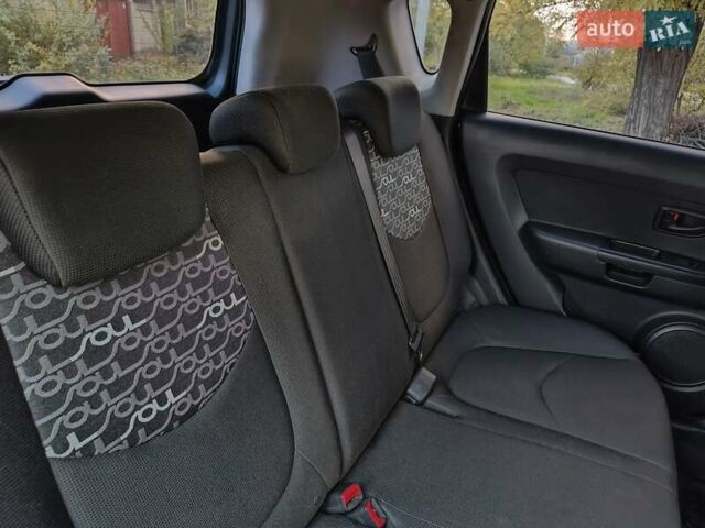 Синий Киа Soul, объемом двигателя 1.59 л и пробегом 134 тыс. км за 6500 $, фото 18 на Automoto.ua