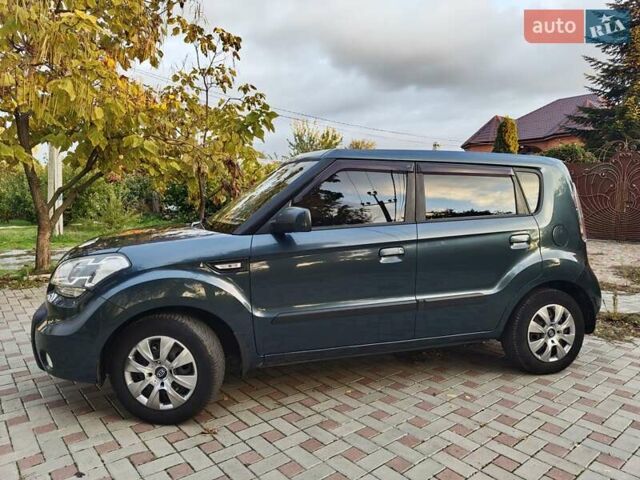 Синий Киа Soul, объемом двигателя 1.59 л и пробегом 134 тыс. км за 6500 $, фото 1 на Automoto.ua