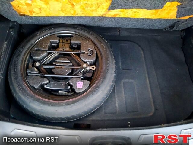 Синий Киа Soul, объемом двигателя 1.6 л и пробегом 159 тыс. км за 6000 $, фото 6 на Automoto.ua