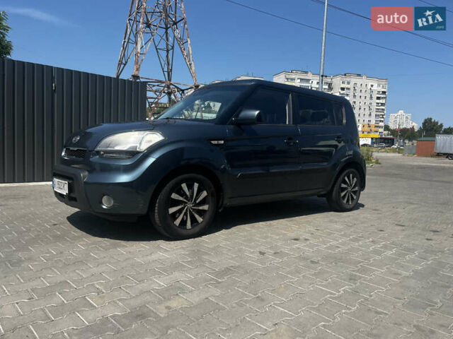 Синий Киа Soul, объемом двигателя 1.6 л и пробегом 215 тыс. км за 7200 $, фото 6 на Automoto.ua