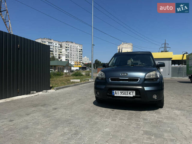 Синий Киа Soul, объемом двигателя 1.6 л и пробегом 215 тыс. км за 7200 $, фото 5 на Automoto.ua