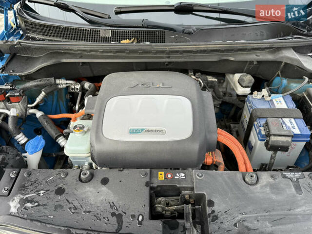 Синий Киа Soul, объемом двигателя 0 л и пробегом 144 тыс. км за 6299 $, фото 42 на Automoto.ua