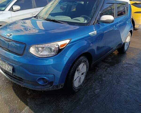Синий Киа Soul, объемом двигателя 0 л и пробегом 93 тыс. км за 10700 $, фото 1 на Automoto.ua