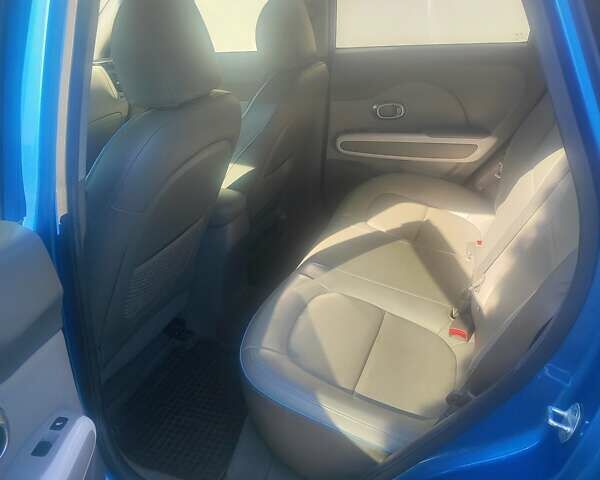 Синий Киа Soul, объемом двигателя 0 л и пробегом 108 тыс. км за 7800 $, фото 2 на Automoto.ua