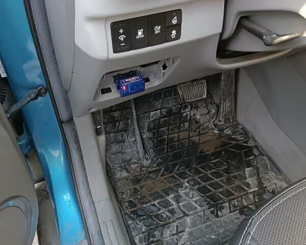 Синий Киа Soul, объемом двигателя 0 л и пробегом 93 тыс. км за 10700 $, фото 13 на Automoto.ua