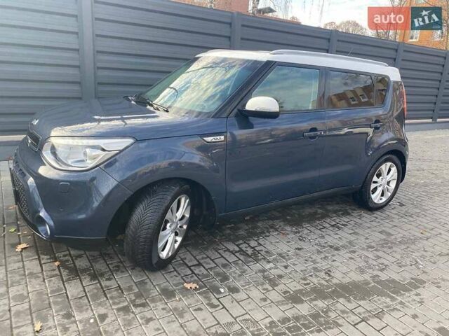 Синий Киа Soul, объемом двигателя 1.59 л и пробегом 190 тыс. км за 9500 $, фото 5 на Automoto.ua